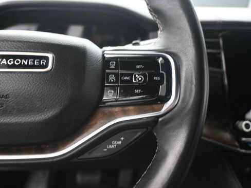 Used 2024 Jeep Grand Wagoneer L 4WD image 12