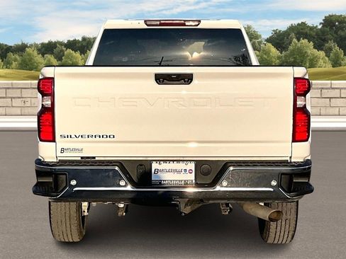 Used 2021 Chevrolet Silverado 2500 W/T w/ WT Convenience Package image 4