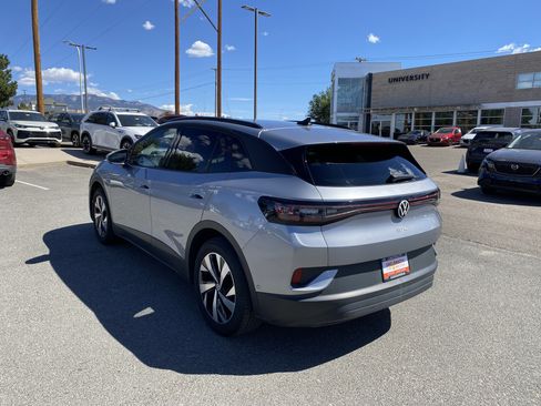 Used 2024 Volkswagen ID.4 2WD image 10