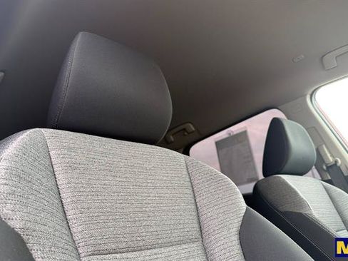 Used 2022 Nissan Rogue S FWD image 20