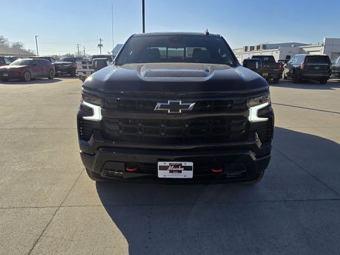 New 2026 Chevrolet Silverado 1500 RST w/ Redline Edition AWD/4WD image 2