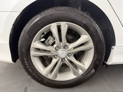 Used 2018 Hyundai Sonata SEL image 10