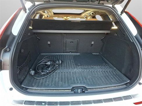 Used 2024 Volvo XC60 T8 Ultimate w/ Protection Package Premier image 28