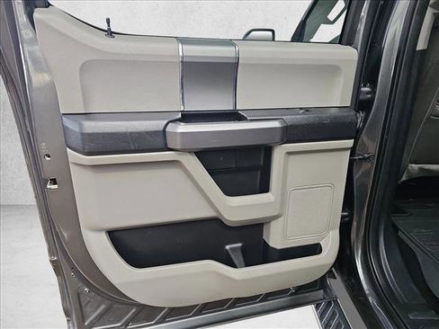 Used 2019 Ford F150 XLT w/ Equipment Group 302A Luxury image 10