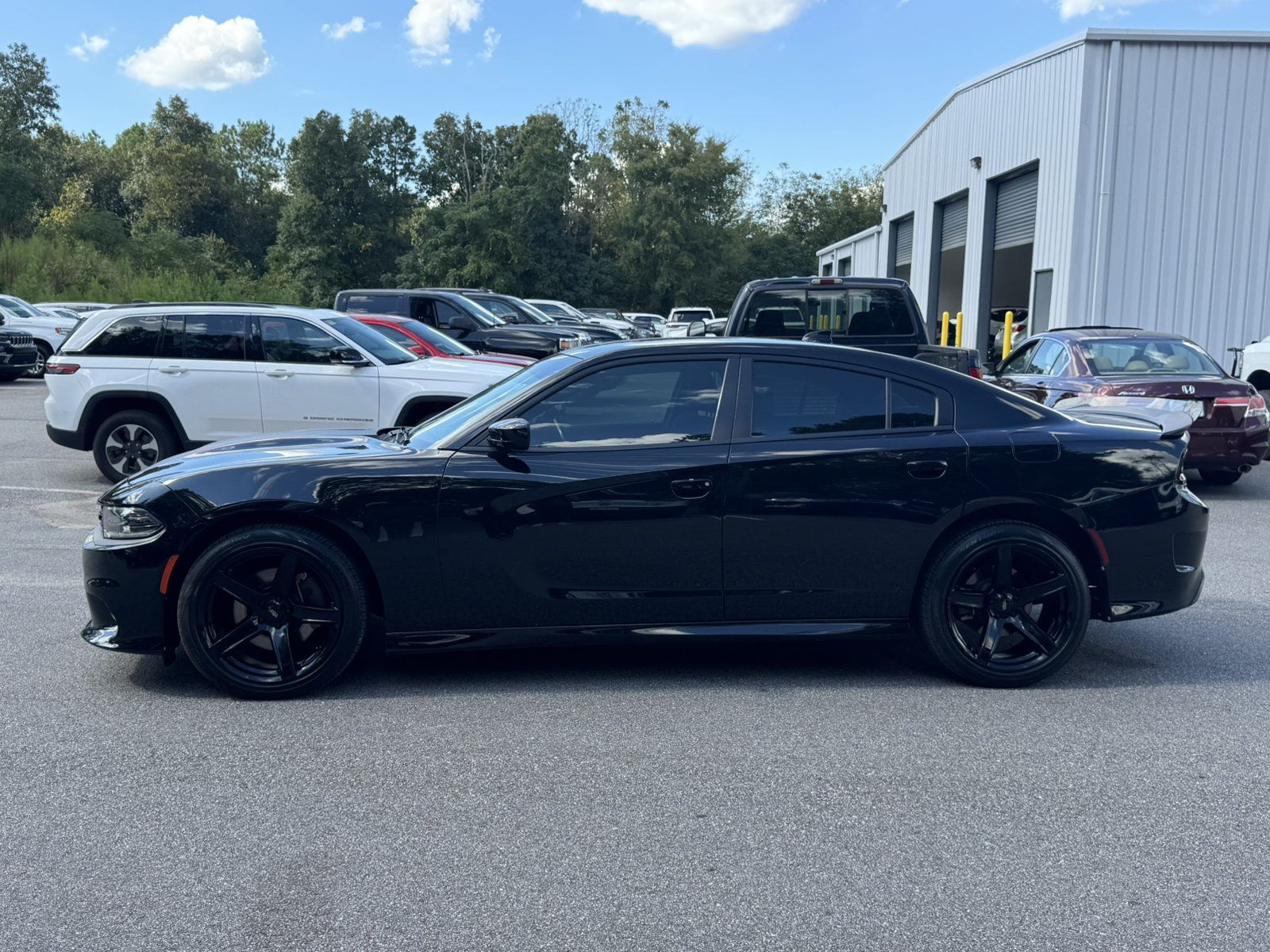 Used 2020 Dodge Charger GT w/ Blacktop Package RWD image 8