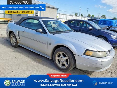 Used 2004 Ford Mustang Convertible RWD image 5