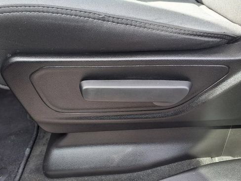 Used 2023 RAM 1500 Big Horn AWD/4WD image 18