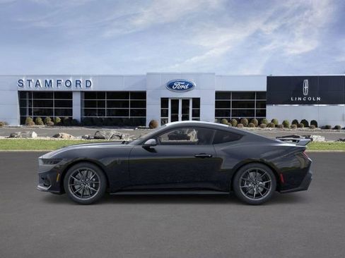 New 2025 Ford Mustang Dark Horse image 3