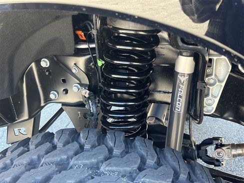 New 2026 Ford F350 Lariat w/ Black Appearance Package image 37