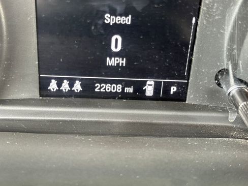 Used 2024 Chevrolet Silverado 1500 Custom Trail Boss w/ Dark Appearance Package image 20