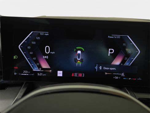 Used 2025 BMW 530i xDrive w/ Premium Package image 22