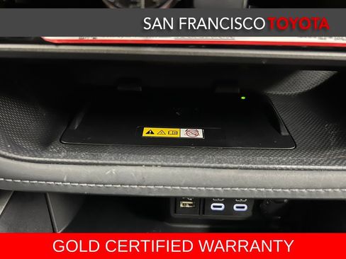 Certified 2025 Toyota Highlander XLE image 29