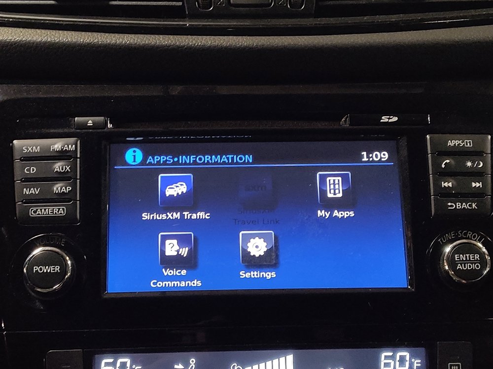 Used 2017 Nissan Rogue SV w/ SV Premium Package FWD image 25