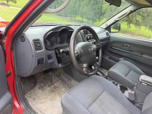 Used 2002 Nissan Frontier SVE AWD/4WD image 19