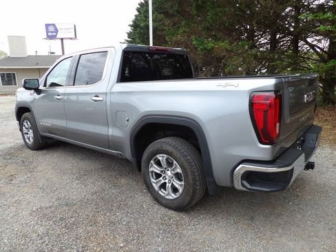 Used 2025 GMC Sierra 1500 SLT image 3