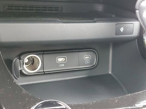 New 2026 Kia Seltos EX FWD image 22