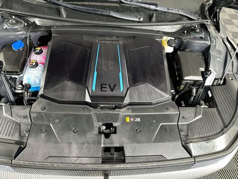 Used 2024 Hyundai Ioniq 5 Limited RWD image 34