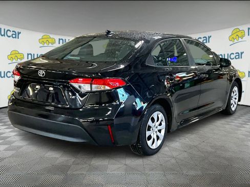 Used 2023 Toyota Corolla LE image 6