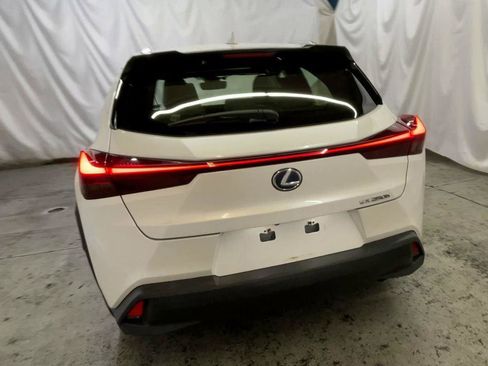Used 2019 Lexus UX 250h image 7