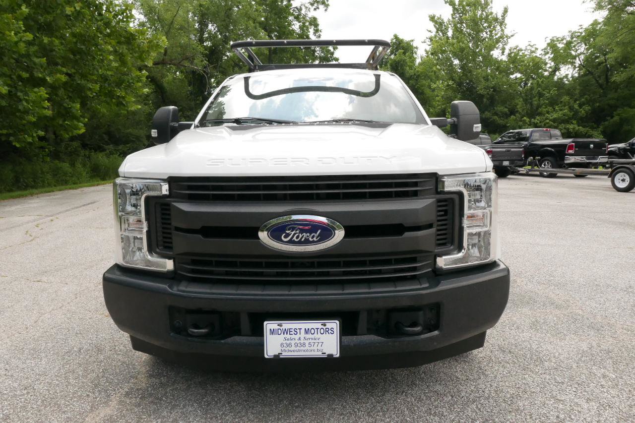 Used 2019 Ford F250 XL w/ Power Equipment Group RWD image 2