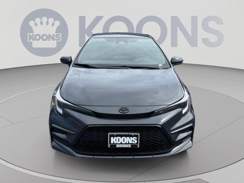 Used 2024 Toyota Corolla SE FWD image 11