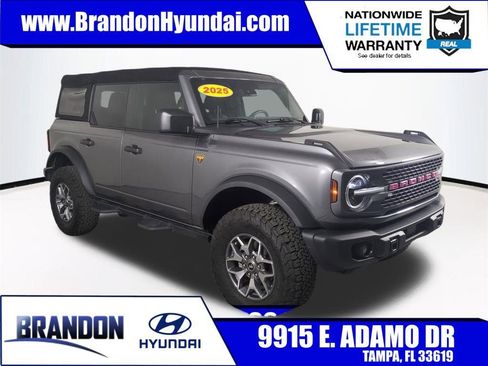 Used 2025 Ford Bronco Badlands AWD/4WD image 1