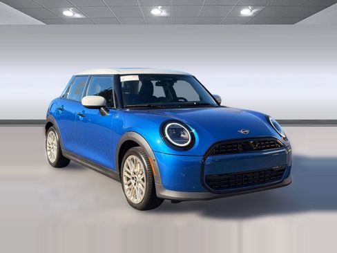 New 2026 MINI Cooper 4-Door Hardtop image 7