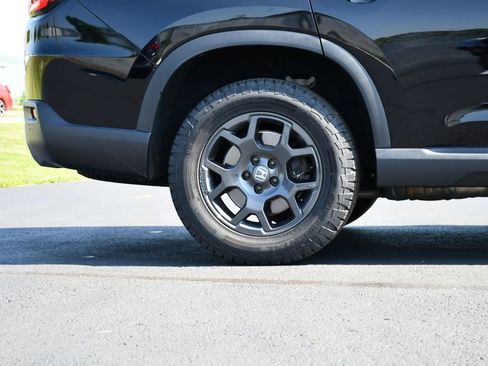 Used 2024 Honda Pilot TrailSport image 10