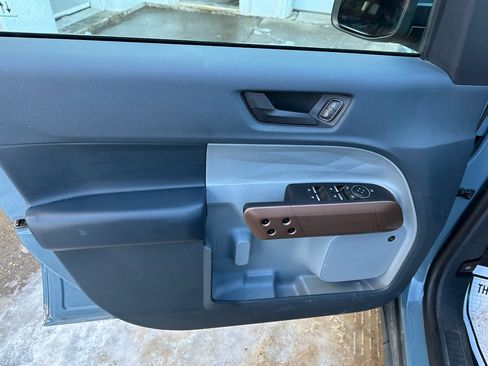 Used 2022 Ford Maverick Lariat w/ Lariat Luxury Package image 8