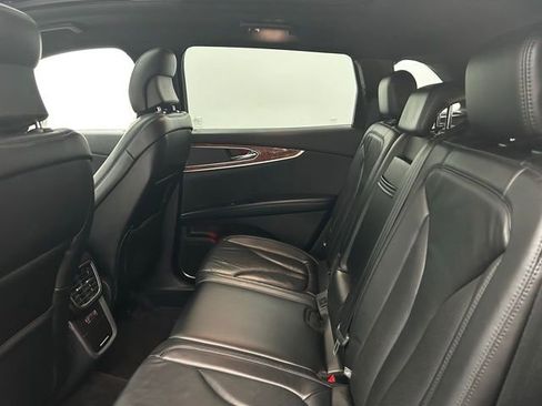 Used 2016 Lincoln MKX Select w/ Select Plus Package image 35