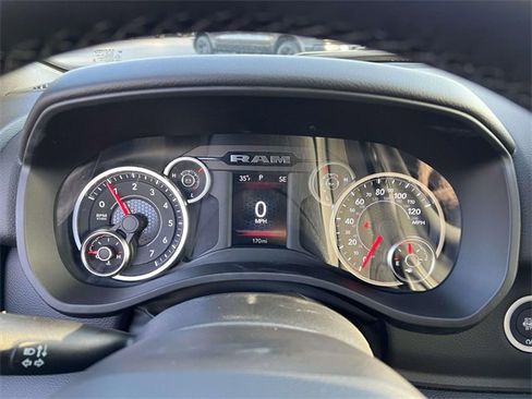 New 2026 RAM 1500 4x4 Crew Cab image 14