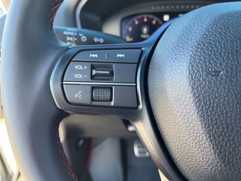 Used 2025 Honda Civic Type R image 19