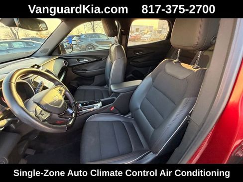 Used 2021 Chevrolet TrailBlazer RS w/ Technology Package image 13