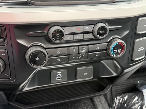 New 2026 Ford F550 4x4 Regular Cab Super Duty image 20