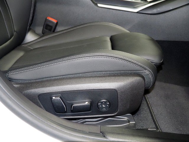 Used 2025 BMW M340i w/ Premium Package RWD image 72
