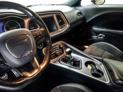 Used 2022 Dodge Challenger R/T Scat Pack RWD image 10