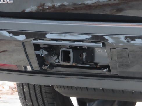 Used 2019 Cadillac Escalade Premium Luxury image 21