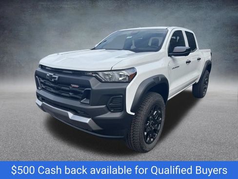 New 2026 Chevrolet Colorado Trail Boss AWD/4WD image 2