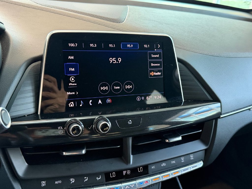 Certified 2024 Cadillac CT4 Luxury w/ Sun And Sound Package AWD/4WD image 18