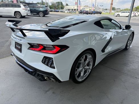 Used 2021 Chevrolet Corvette Stingray Preferred Cpe w/ Engine Appearance Package RWD image 4