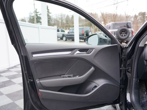 Used 2016 Audi A3 e-tron Premium Plus w/ Premium Plus Package image 16