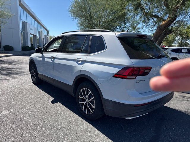 Used 2019 Volkswagen Tiguan SE w/ Panoramic Sunroof Package AWD/4WD image 5