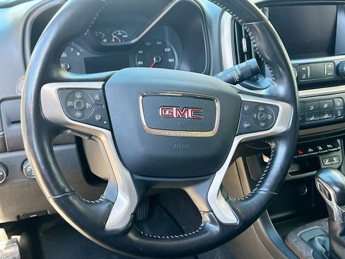 Used 2022 GMC Canyon Denali AWD/4WD image 11