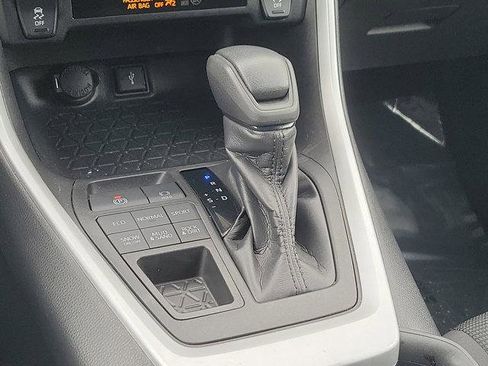 Certified 2020 Toyota RAV4 LE w/ All Weather Liner Package image 17