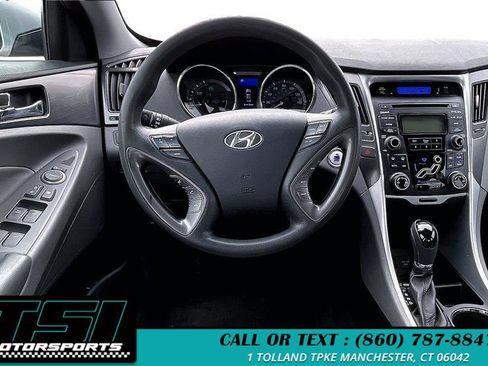 Used 2012 Hyundai Sonata Hybrid FWD image 5