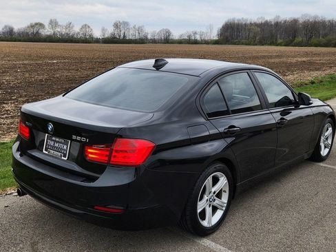 Used 2015 BMW 320i xDrive Sedan image 4