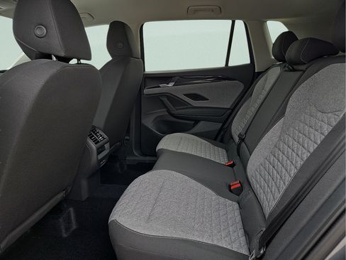 Certified 2026 Volkswagen Tiguan S FWD image 10
