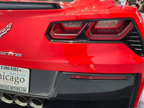 Used 2015 Chevrolet Corvette Stingray Coupe RWD image 12