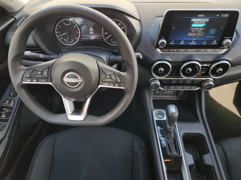 Used 2025 Nissan Sentra SV FWD image 27