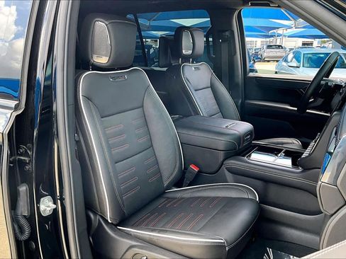 Used 2025 GMC Yukon XL AT4 Ultimate w/ LPO, Floor Liner Package image 9